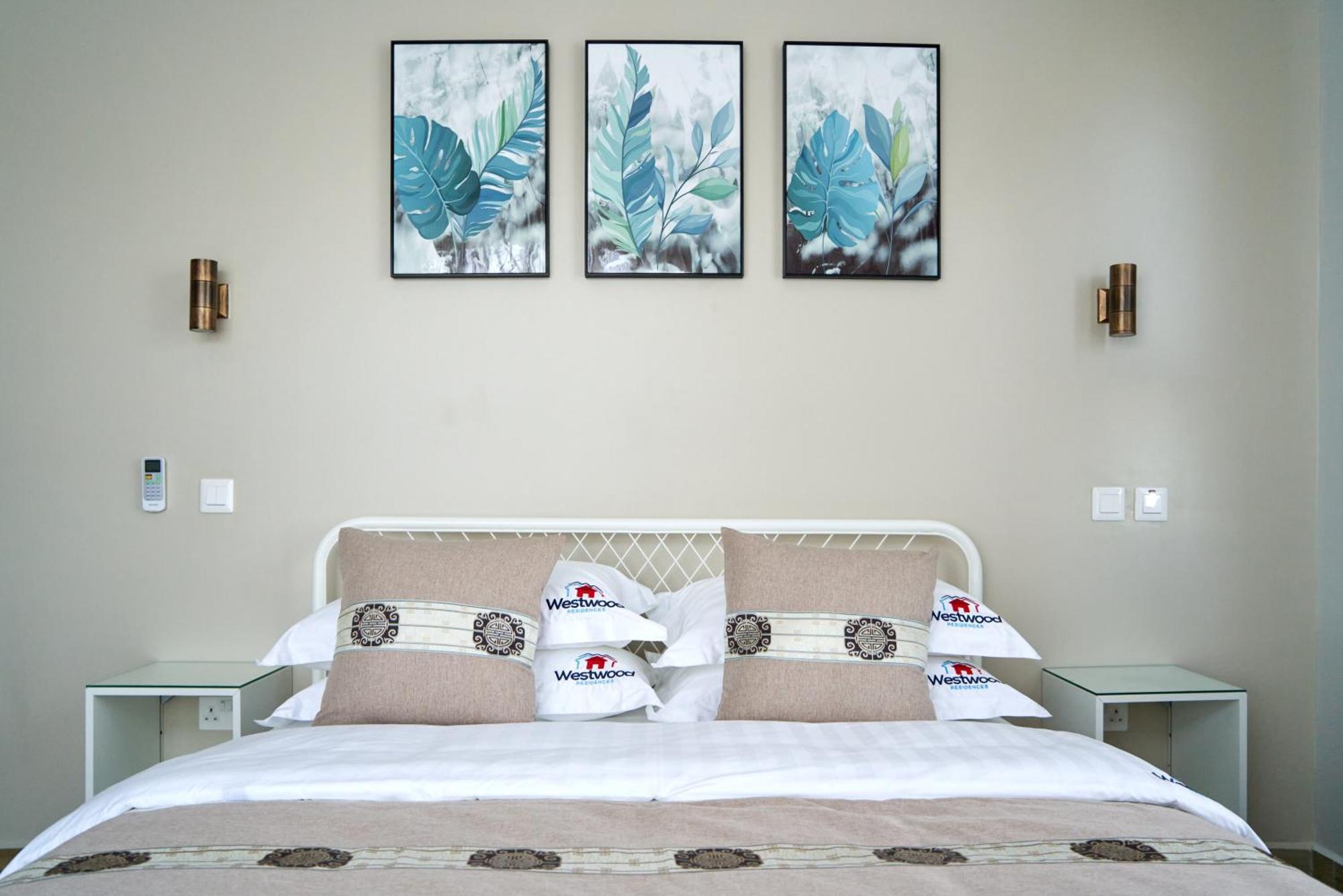 ארושה Westwood Residences מראה חיצוני תמונה
