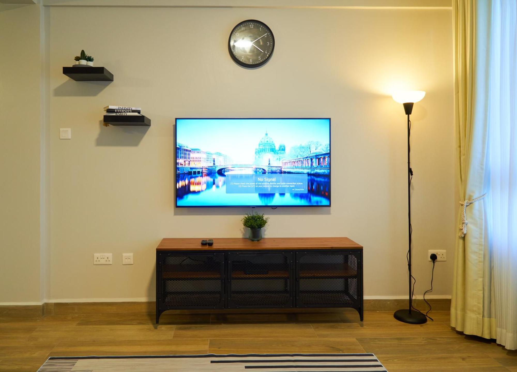 ארושה Westwood Residences מראה חיצוני תמונה