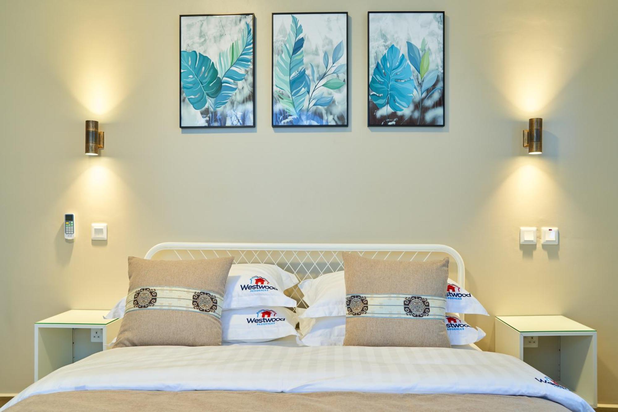 ארושה Westwood Residences מראה חיצוני תמונה