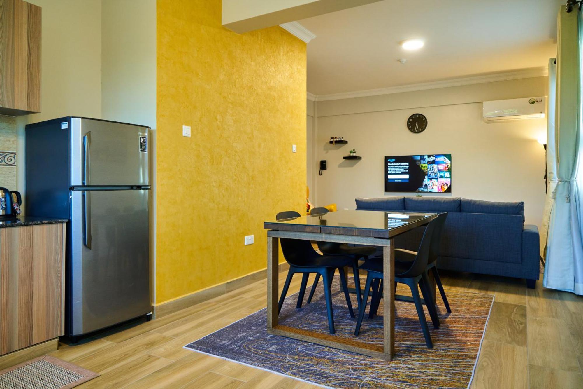 ארושה Westwood Residences מראה חיצוני תמונה